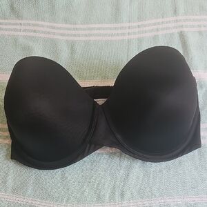 Maidenform Stay Put Strapless Underwire Bra 38DD Like New Black